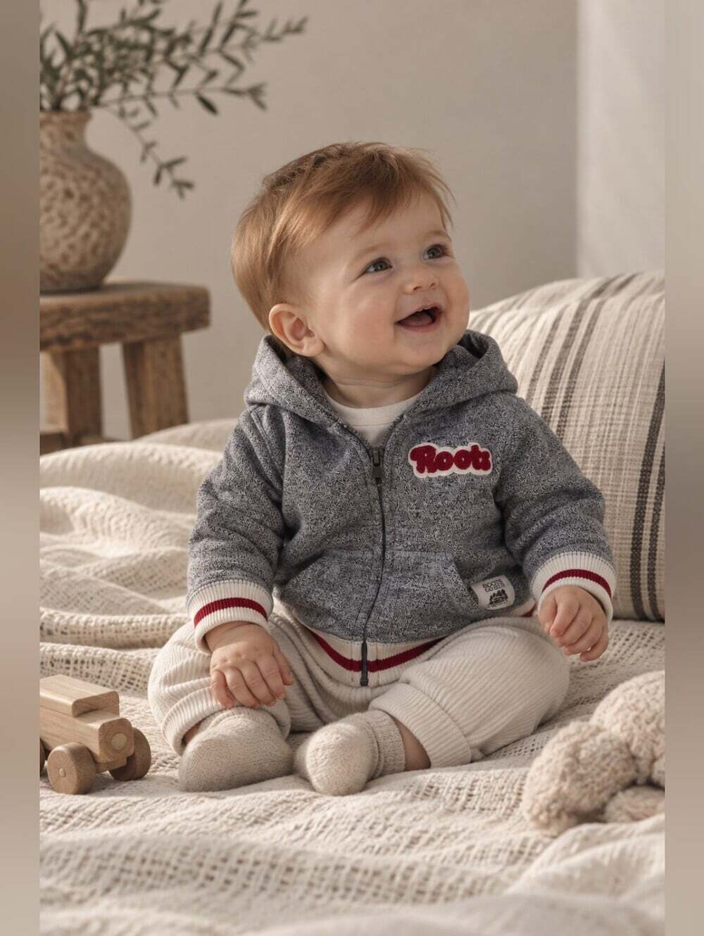 Roots Cabin Baby 3-6M Gray Full Zip Hoodie Canada Varsity Sweatshirt
